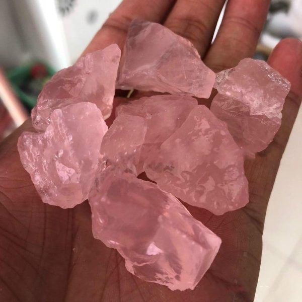 Ornaments |   100G Natural Raw Pink Quartz Crystal Rough Stone Crystal Natural Stones And Minerals Fish Tank Stone Ornaments light pink